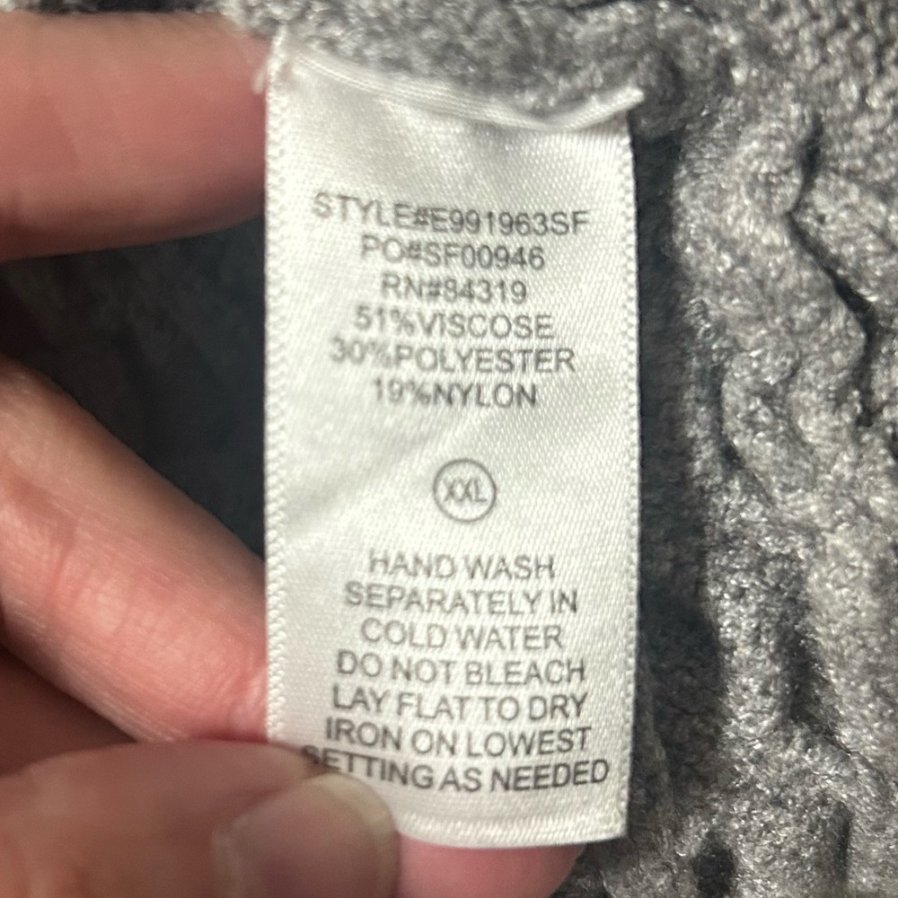 Evolution By Cyrus Gray Cable Knit Pullover Sweat… - image 4